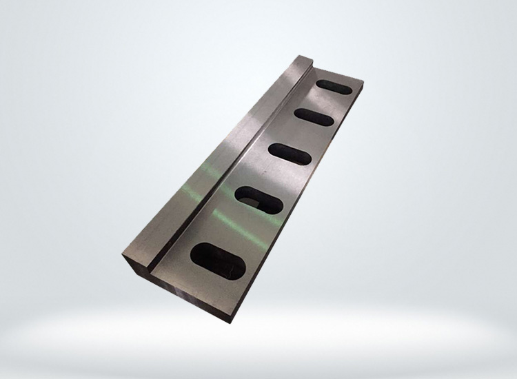 刀口(kǒu)鑲鋼刀