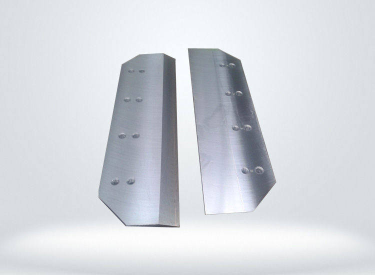 刀口(kou)鑲鋼刀