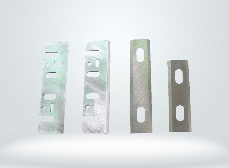 刀口(kou)鑲鋼刀