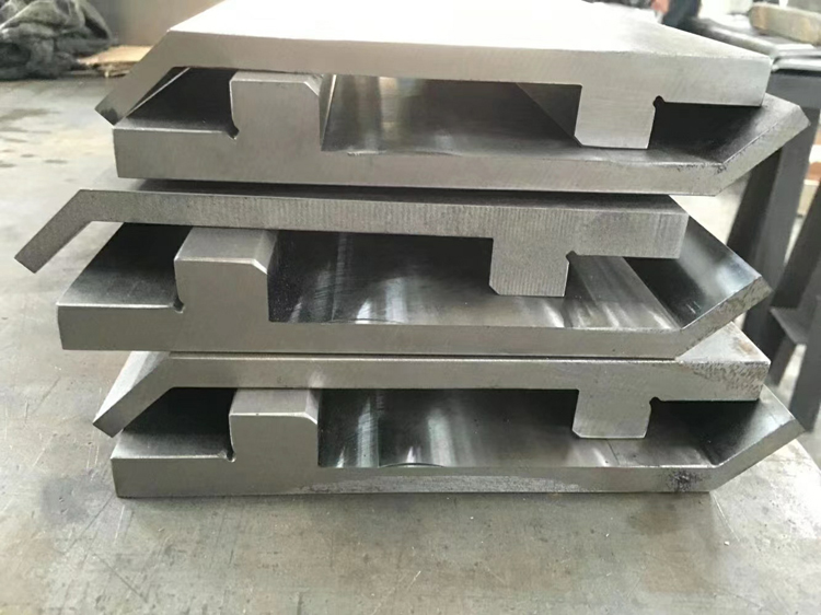 折彎(wān)機模具(ju)