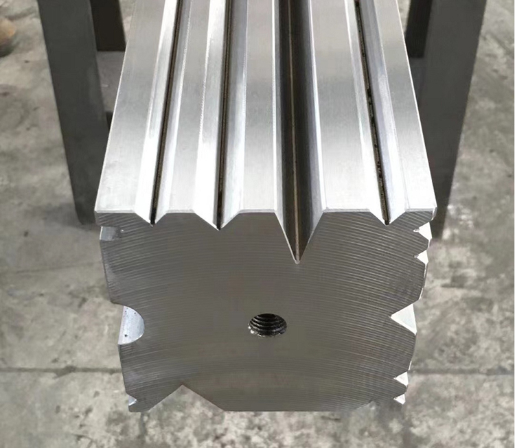 折彎(wān)機模具(jù)