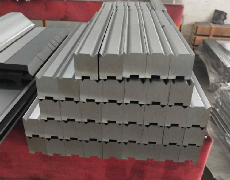 折彎(wān)機模具(jù)